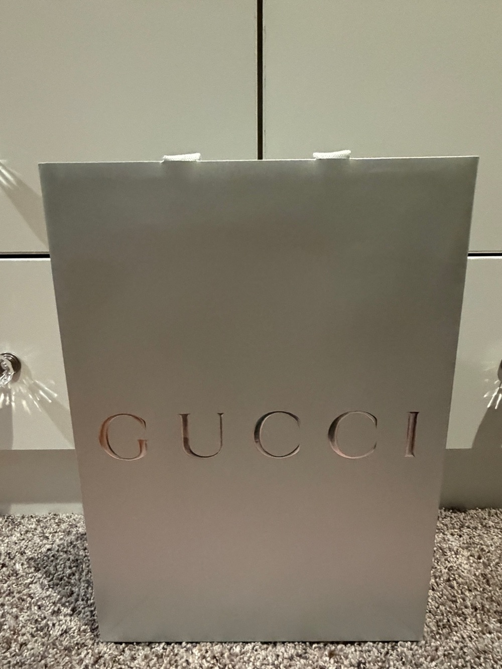 Authentic designer shopping bags - Picture 3 of 5